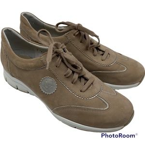 Mephisto Womens 9 Runoff Air Jet Sneakers Taupe Beige Leather Comfort Walking
